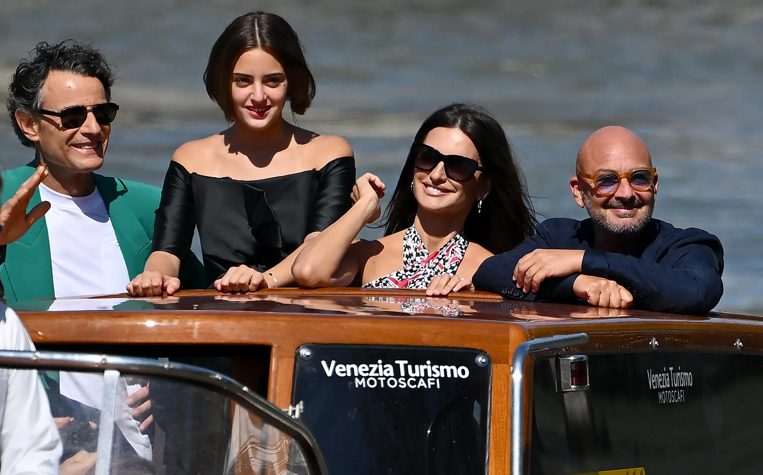 (L-R) Italian actors Vincenzo Amato, Luana Giuliani, Spanish actress Penelope Cruz and Italian director Emanuele Crialese arrive at the Lido Beach for the Venice International Film Festival, in Venice, Italy, 04 September 2022. The 79th edition of the Venice Film Festival runs from 31 August to 10 September 2022. ANSA/ETTORE FERRARI