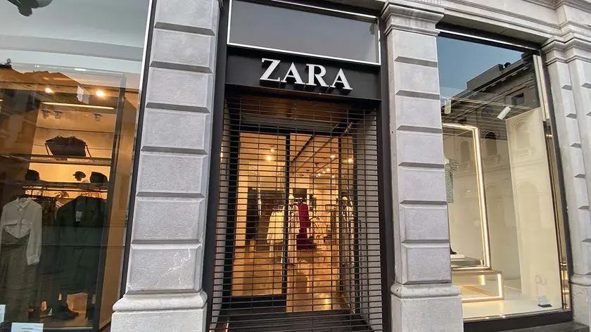 TOME-AGENZIA BIANCHI-PADOVA - ZARA CHIUSO