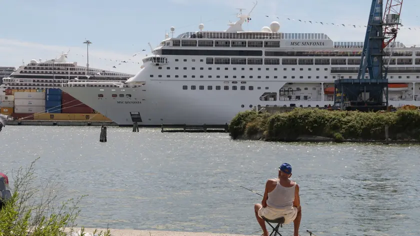 Transatlantici da crociera ormeggiati a Porto Marghera