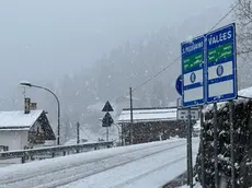 La copiosa nevicata che ha colpito Falcade, sulle Dolomiti bellunesi, 10 marzo 2024. ANSA/DIEGO COSTA