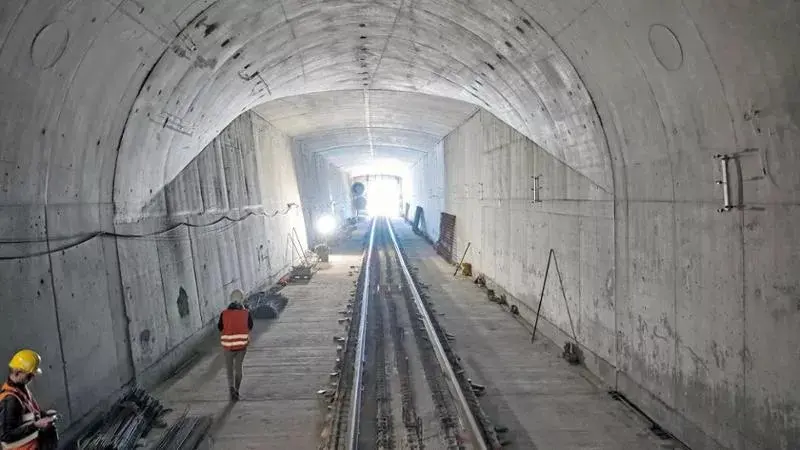 Il tunnel in fase di completamento che attraversa le montagne della Koralm, barriera tra la Carinzia e la Stiria