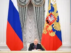 epa11624208 Russian President Vladimir Putin (C) chairs a meeting of the State Council on export development at the Kremlin inÂ Moscow,Â Russia, 25 September 2024. EPA/RAMIL SITDIKOV/SPUTNIK/KREMLIN POOL MANDATORY CREDIT