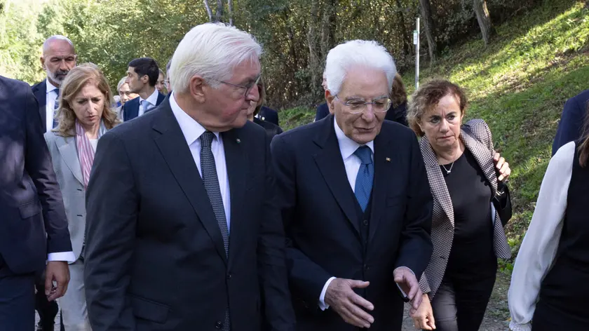 Il Presidente della Repubblica Sergio Mattarella con Frank-Walter Steinmeier, Presidente della Repubblica Federale di Germania, in occasione delle celebrazioni per l’80° anniversario degli eccidi di Monte Sole, 29 settembre 2024. ANSA/ UFFICIO STAMPA - FRANCESCO AMMENDOLA ++ ANSA PROVIDES ACCESS TO THIS HANDOUT PHOTO TO BE USED SOLELY TO ILLUSTRATE NEWS REPORTING OR COMMENTARY ON THE FACTS OR EVENTS DEPICTED IN THIS IMAGE; NO ARCHIVING; NO LICENSING NPK ++