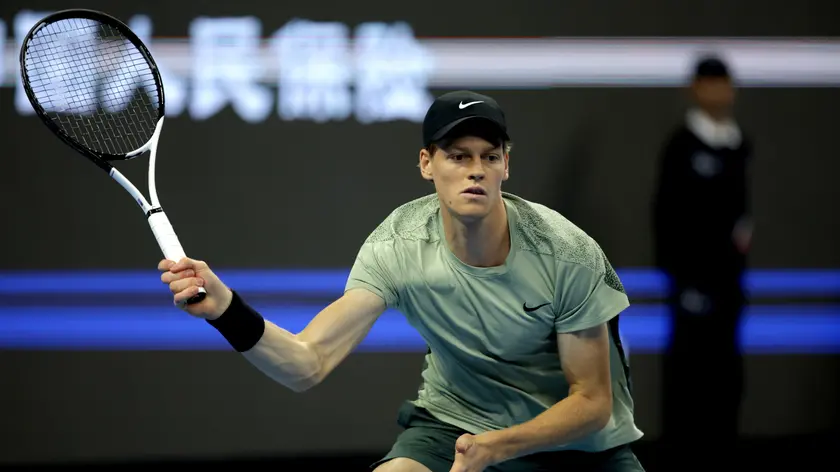 epa11635306 Jannik Sinner of Italy in action during his Men's Singles semifinal match against Yunchaokete Bu of China at the China Open tennis tournament in Beijing, China, 01 October 2024. EPA/ANDRES MARTINEZ CASARES