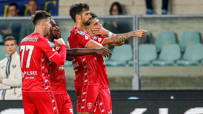 MonzaÕs Dany Mota jubilates after scoring the goal 0-2 during the Italian Serie A soccer match Hellas Verona vs AC Monza at Marcantonio Bentegodi stadium in Verona, Italy, 21 October 2024. ANSA/EMANUELE PENNACCHIO