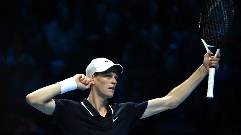 epaselect epa11717345 Jannik Sinner of Italy reacts during his Round Robin match against Taylor Fritz of the USA at the Nitto ATP Finals in Turin, Italy, 12 November 2024. EPA/MASSIMO RANA