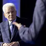 Roma - Il Presidente Sergio Mattarella alla cerimonia in occasione del venticinquesimo anniversario dell’Osservatorio Permanente Giovani - Editori risponde alla domande di alcuni studenti, oggi 15 novembre 2024 (Foto di Paolo Giandotti - Ufficio per la Stampa e la Comunicazione della Presidenza della Repubblica)