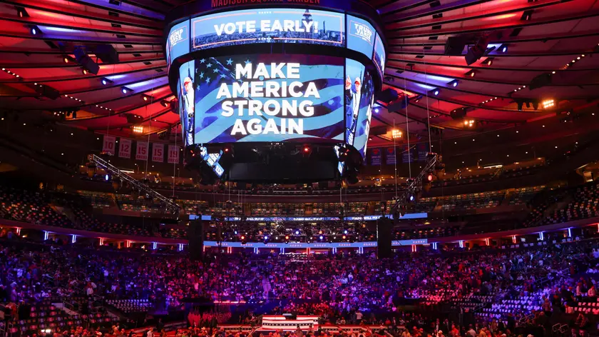 epa11687659 People arrive to Madison Square Garden before Republican presidential candidate and former US president Donald Trump holds a rally at the venue in New York, New York, USA, 27 October 2024. The United States will hold its presidential election on 05 November 2024. EPA/SARAH YENESEL