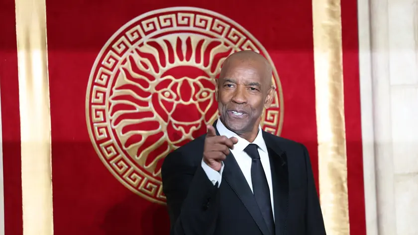 epaselect epa11719263 US actor Denzel Washington attends the Royal film performance and global premiere of 'Gladiator II' in central London, Britain, 13 November 2024. The movie opens in British cinemas on 15 November 2024. EPA/ANDY RAIN