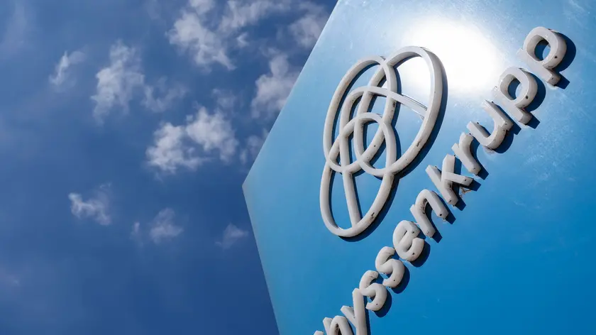 epa11506008 The sign of ThyssenKrupp is seen at the entrance of ThyssenKrupp Steel Mill (Stahlwerk) in Duisburg Hamborn, Germany, 29 July 2024. The Chairman of the Supervisory Board of Thyssenkrupp Steel Europe, Sigmar Gabriel, has underlined his intention to divest the steel company HKM (Huttenwerke Krupp Mannesmann). EPA/CHRISTOPHER NEUNDORF