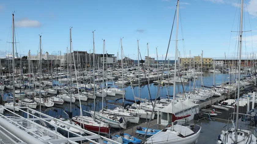 Un'immagine della "Sacchetta" con tutte le imbarcazioni a Trieste Foto di Andrea Lasorte