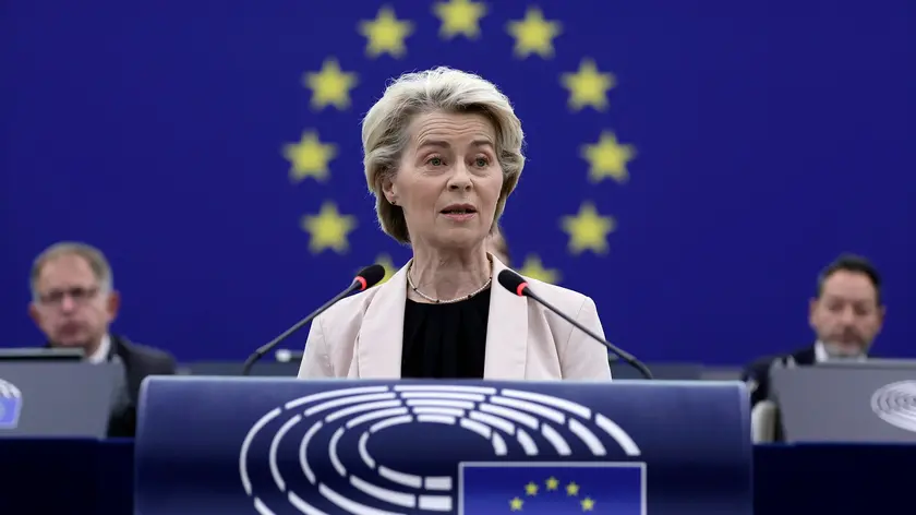 epa11743083 European Commission President Ursula von der Leyen speaks during a debate on 'Presentation by the Commission President-elect of the College of Commissioners and its programme' at the European Parliament in Strasbourg, France, 27 November 2024. The EU Parliament's session runs from 25 till 28 November 2024. EPA/RONALD WITTEK