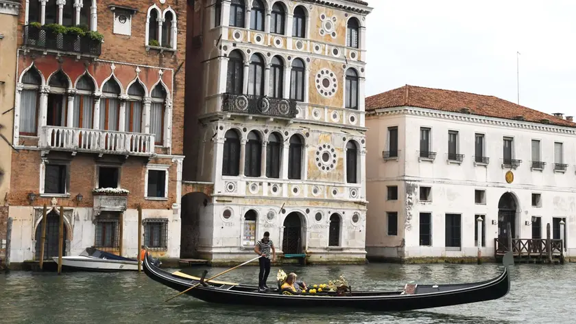 Lo storico Palazzo Ca' Dario sul Canal Grande (foto Interpress)