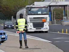 Alcuni controlli della polizia in autostrada