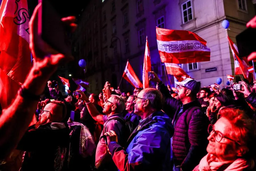 Una manifestazione dei supporter di Kickl e dell' FPÖ