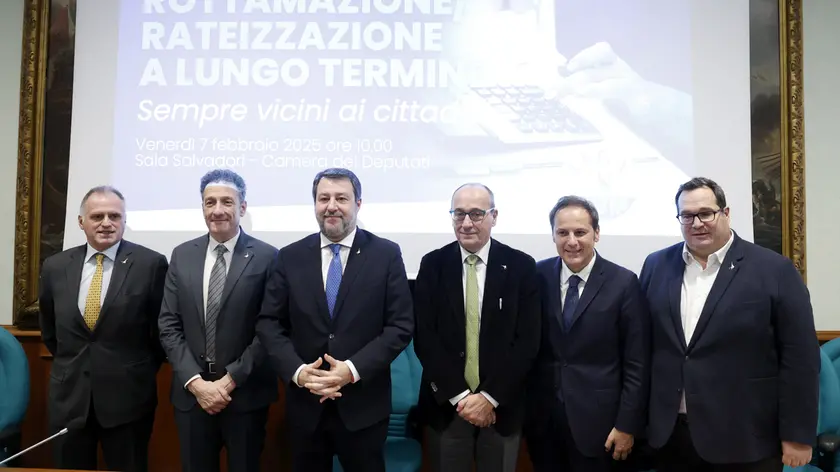 La conferenza stampa della Lega alla Camera sulla nuova proposta di legge per la rottamazione delle cartelle fiscali