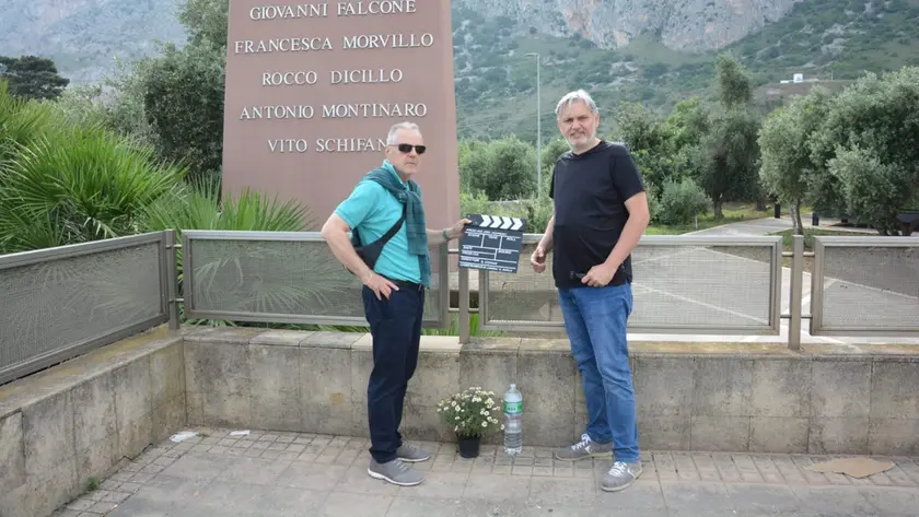 A sinistra il regista Diego Giovane con il responsabile di produzione Willy Garbuio