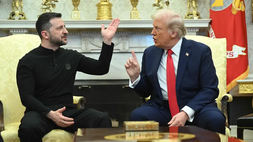 Lo scontro fra Trump e Zelensky nello Studio Ovale alla Casa Bianca