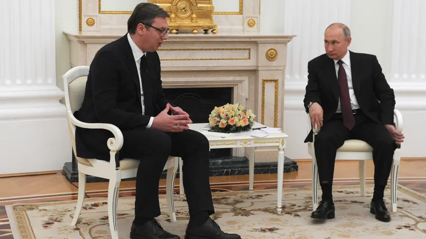 Un incontro al Cremlino tra Vučić e Putin nel giugno del 2020 Foto Ansa Epa