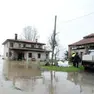 Un'alluvione in un'azienda agricola in una foto d'archivio