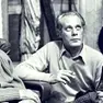 Enrico Medioli con Luchino Visconti, sul set di “Gruppo di famiglia in un interno”