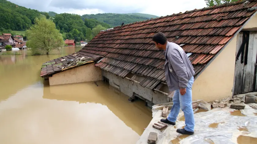 Gli effetti devastanti dell’inondazione che colpì la Bosnia-Erzegovina nel 2014