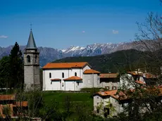Attimis, in provincia di Udine, ha 1.650 abitanti