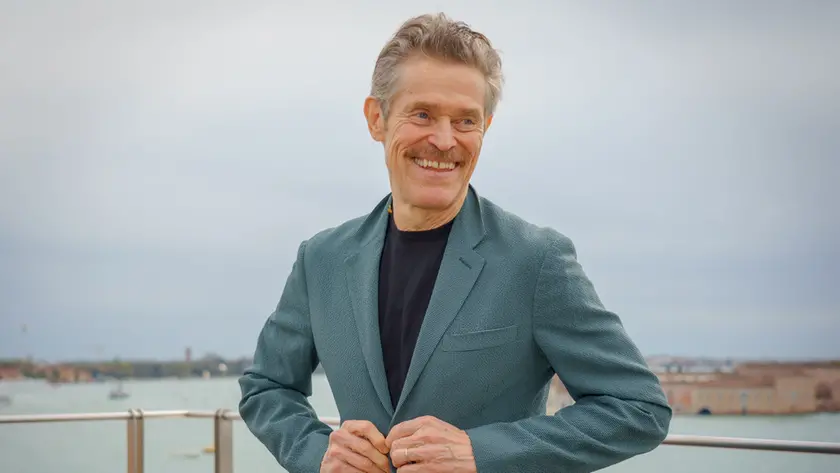 Willem Dafoe guida Biennale Teatro 2025 a Venezia