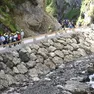 Visitatori ai Serrai di Sottoguda alla riapertura lo scorso anno dopo i lavori