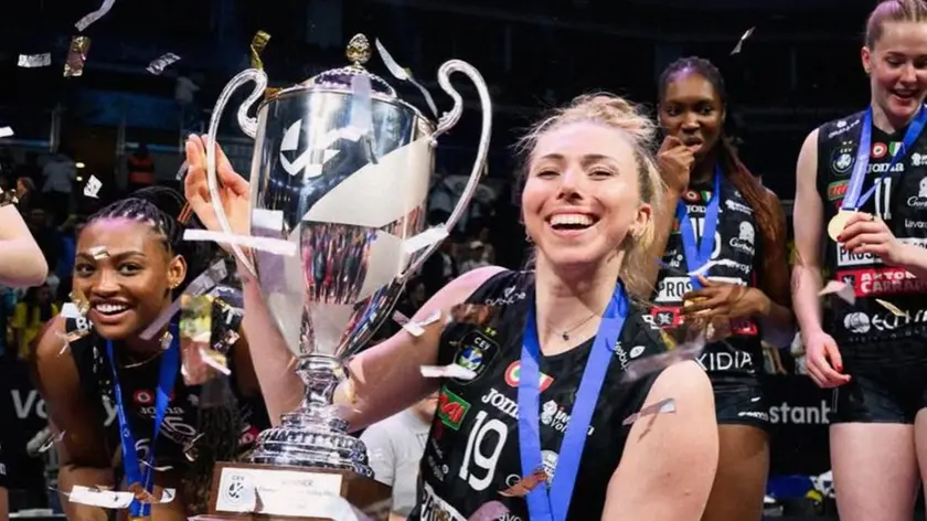 Sarah Fahr, la storia della campionessa di volley che ha vinto tutto