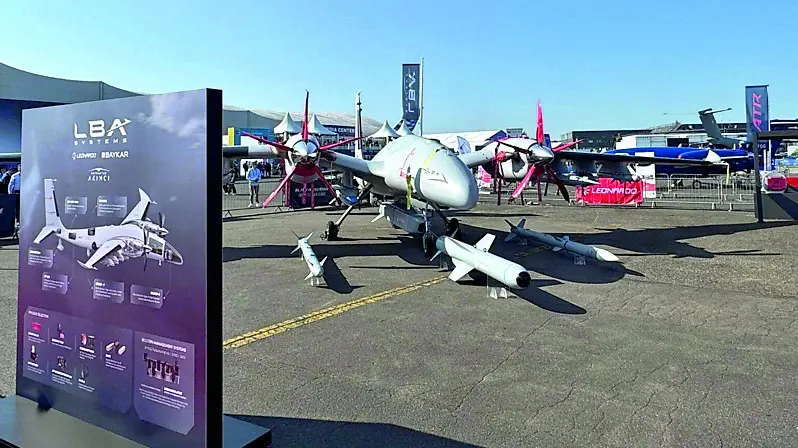 L'area di esposizione di Leonardo a Parigi Le Bourget