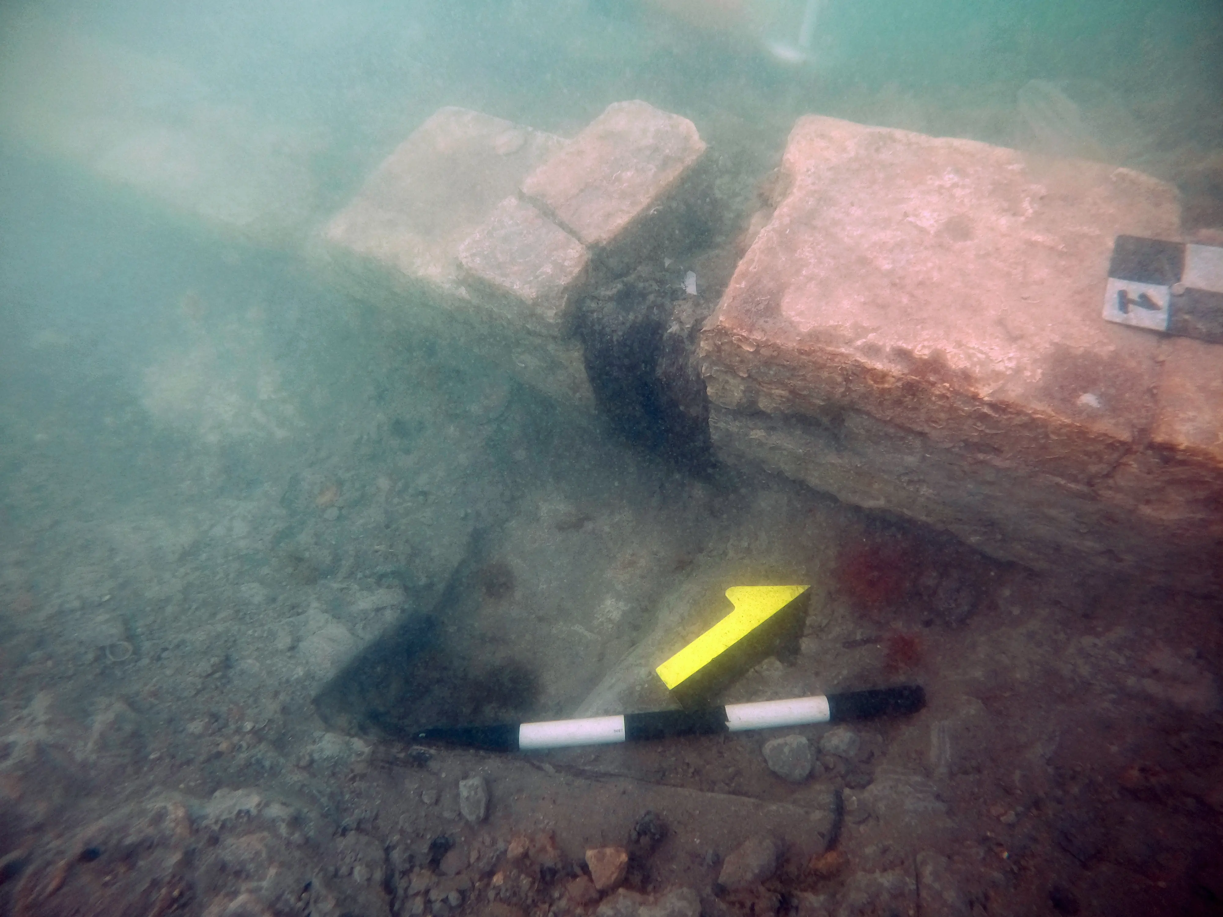 Le ricerche degli archeologi a Lio Piccolo