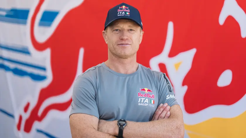Il velista Jimmy Spithill lavora per il progetto Red Bull