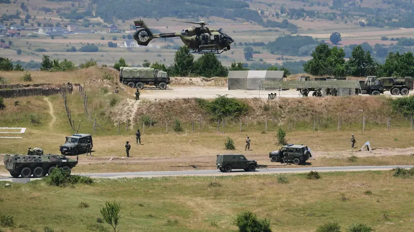 Un’esercitazione delle forze armate serbe