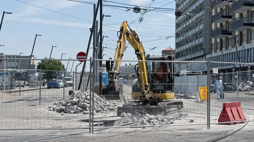 Un cantiere a Padova (foto agenzia Bianchi)