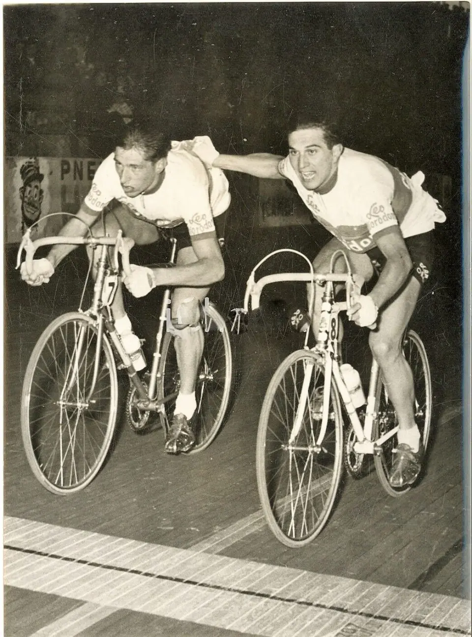 Vito Favero alla destra di Uliana