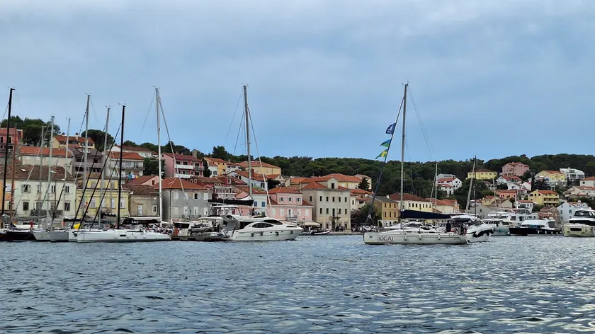 Il porto di Lussino