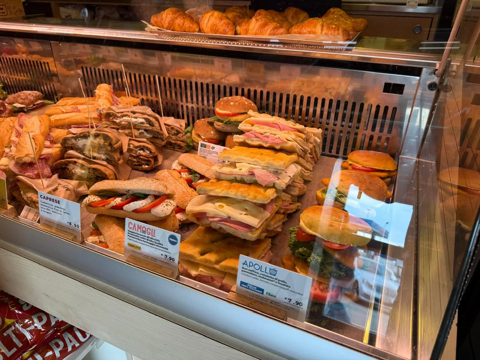 Per un panino con cotoletta si può spendere fino a 8 euro