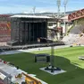 Il palco allestito allo stadio Nereo Rocco per il concerto di Robbie Williams