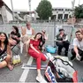 I fan di Robbie Williams dormono davanti agli ingressi dello stadio Rocco di Trieste. Foto Lasorte