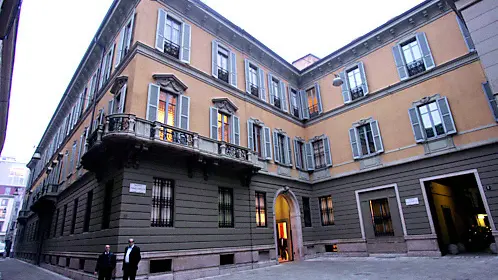 La sede di Mediobanca in Piazzetta Cuccia a Milano