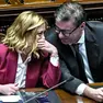 Giorgia Meloni, a sinistra, e Giancarlo Giorgetti