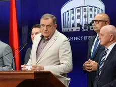 Milorad Dodik durante la conferenza stampa
