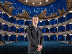 Paolo Valerio, 64 anni, dal 2001 direttore del Teatro Stabile del Friuli-Venezia Giulia, fotografato all’interno del Politeama Rossetti di Trieste. La sala fu costruita nel 1878. Foto di Simone Di Luca