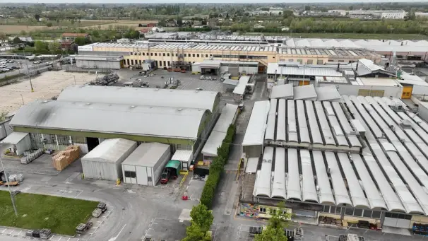 Una veduta aerea dello stabilimento di Tabina di Santa Maria di Sala