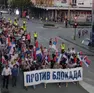 Una delle proteste a sostegno del presidente Vučić in Serbia