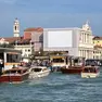 Al Lido di Venezia si arriva in vaporetto