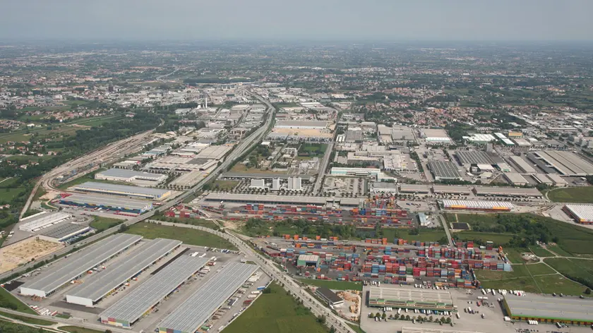 Una veduta aerea della zona industriale di Padova