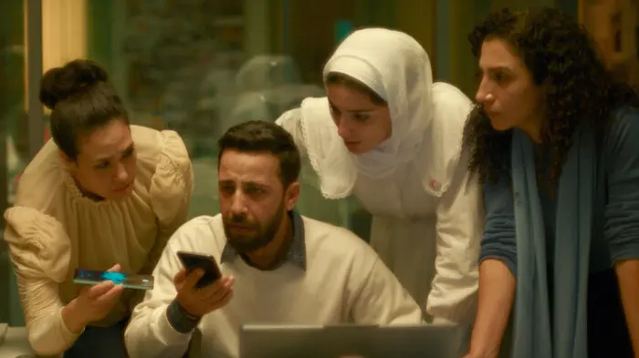 Un frame di “The Voice of Hind Rajab”, film favorito per il Leone d'Oro che ha ottenuto una standing ovation di 24 minuti