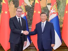 Aleksandar Vucic con Xi Jinping